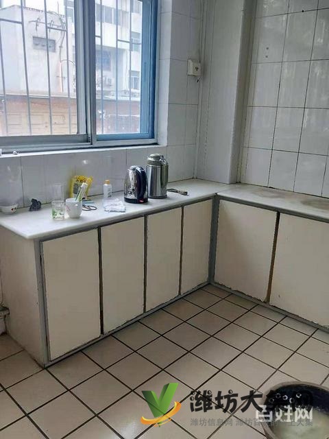 實(shí)小近 首付10萬(wàn) 3室 出稅 精裝 急售