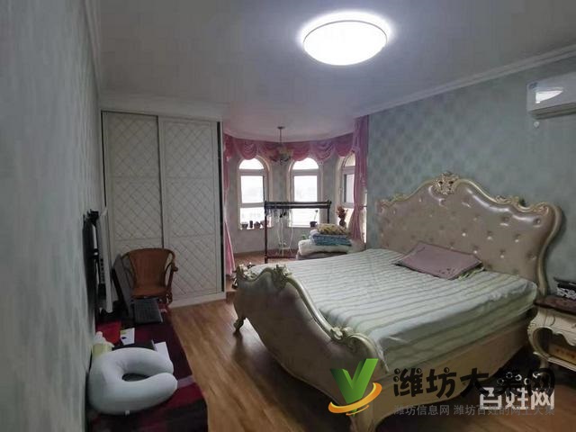 現代中學旁 中南城市金典11樓帶閣樓精裝修帶車位2