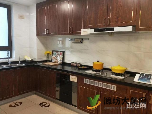 陽光100三期128平三室兩廳兩衛南北通透