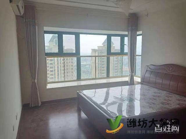 恒大翡翠華庭 精裝修3室2廳146平配置齊全干凈