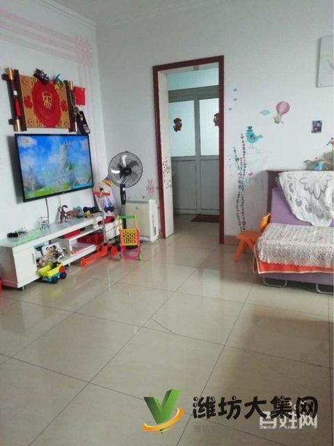 濰城區(qū)中心 東山客廳 帶大窗 全明戶型 低首付