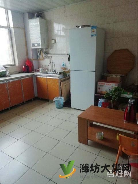 濰城區(qū)中心 東山客廳 帶大窗 全明戶型 低首付