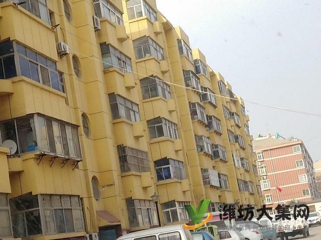 寒亭區交通局宿舍。選這套 精裝邊套。全明4 室2廳