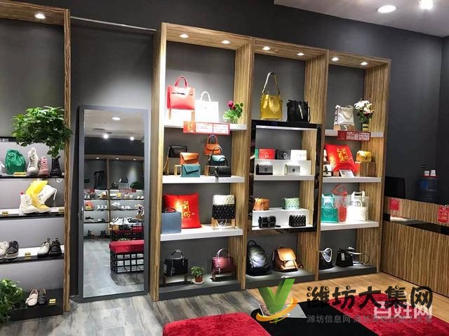 (迅租網)青州城東大型商場一樓品牌女鞋包店轉讓