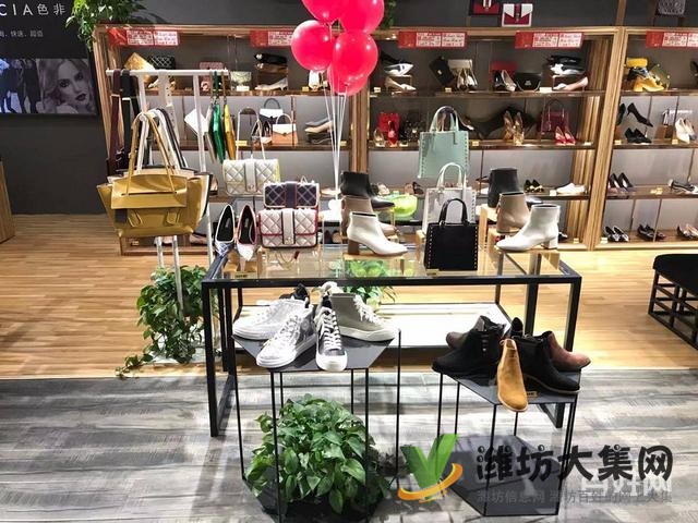 (迅租網)青州城東大型商場一樓品牌女鞋包店轉讓