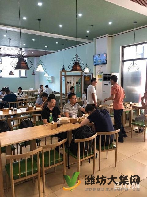 高新區(qū)精裝修品牌盈利面館轉讓