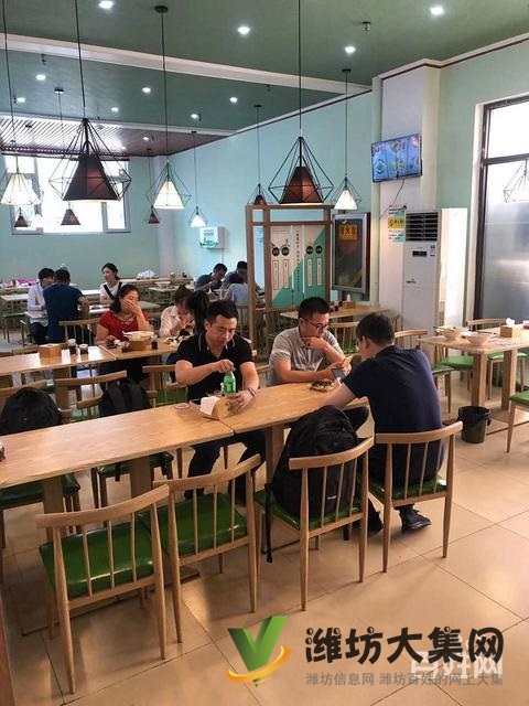 高新區(qū)精裝修品牌盈利面館轉讓