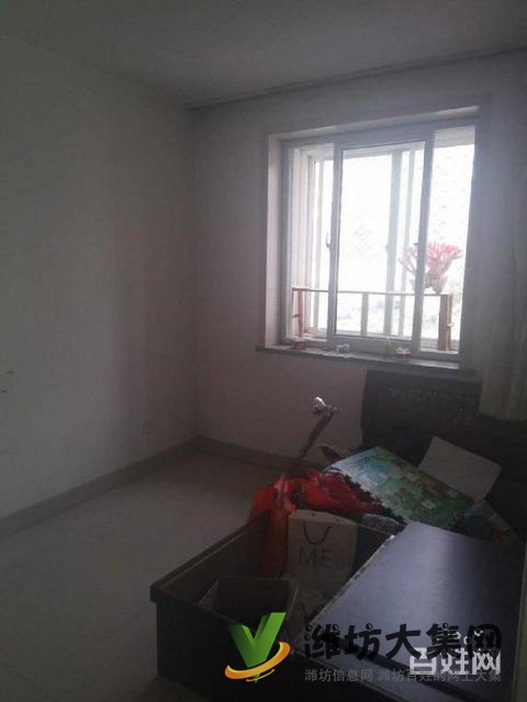 中百永安路小學(xué)近多層1樓100平3室精裝急售66.