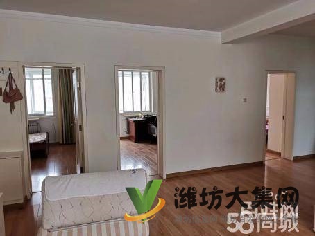 華都金馬小區(qū)精裝修帶地下室車位三臥朝陽(yáng)拎包入住