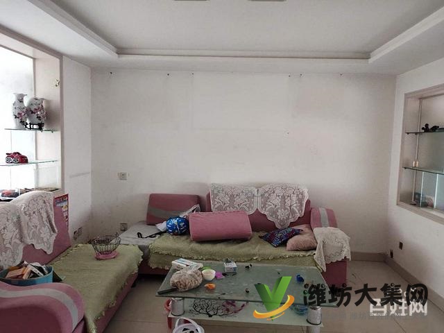 東埠中學(xué)實(shí)驗(yàn)*.*房方圓嘉誠(chéng)精裝房帶倉(cāng)庫(kù)急售