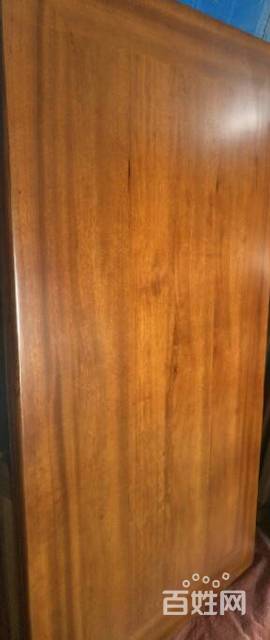 華都金馬小區(qū)精裝修帶地下室車位三臥朝陽(yáng)拎包入住