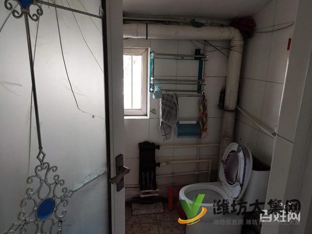 東埠中學(xué)實(shí)驗(yàn)*.*房方圓嘉誠(chéng)精裝房帶倉(cāng)庫(kù)急售