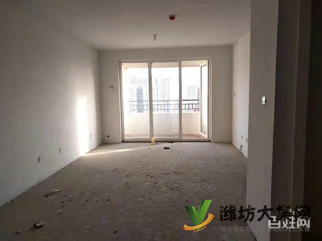 中南花城小三室,僅售69.9萬,更名無費用.