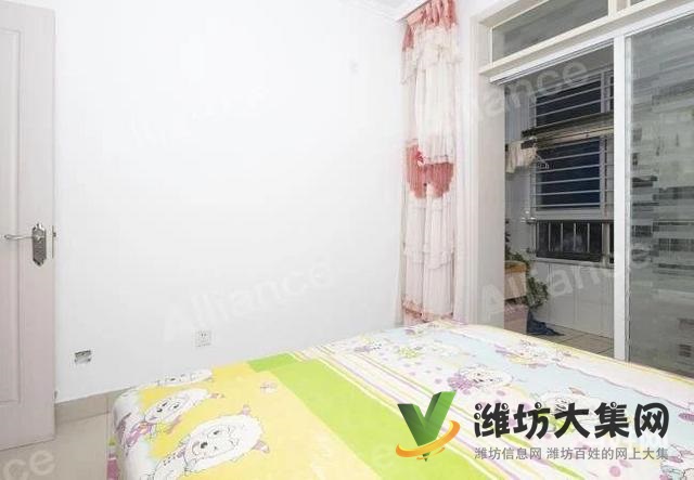 海龍路東益新街體育場高鐵站近舜和花園多層帶閣樓