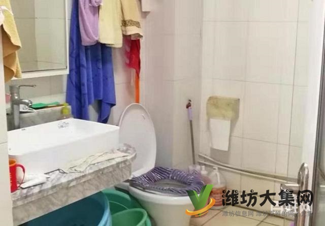 金都時(shí)代新城三室 四樓婚房精裝修104平94萬(wàn)