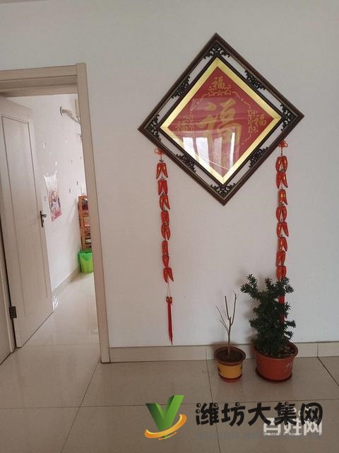 市北區(qū)新龍現(xiàn)代城帶35平車庫(kù),車位兩個(gè),過(guò)戶費(fèi)用低