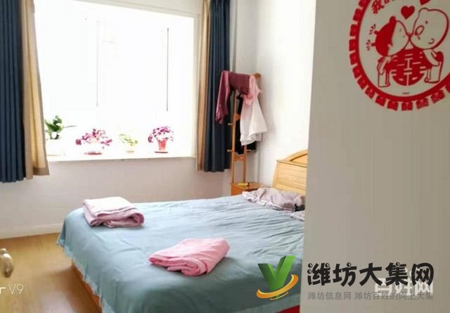 金都時(shí)代新城三室 四樓婚房精裝修104平94萬(wàn)