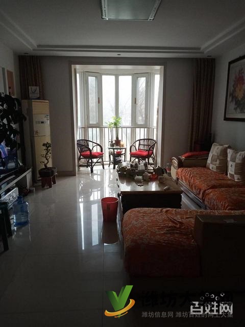 市北區(qū)新龍現(xiàn)代城帶35平車庫(kù),車位兩個(gè),過(guò)戶費(fèi)用低