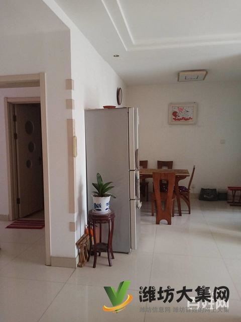 市北區(qū)新龍現(xiàn)代城帶35平車庫(kù),車位兩個(gè),過(guò)戶費(fèi)用低