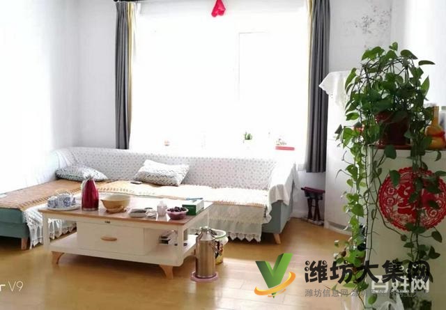 金都時(shí)代新城三室 四樓婚房精裝修104平94萬(wàn)