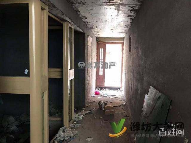 怡景花園南區(qū)聯(lián)排別墅495平毛坯任意裝修更名帶車庫大院子