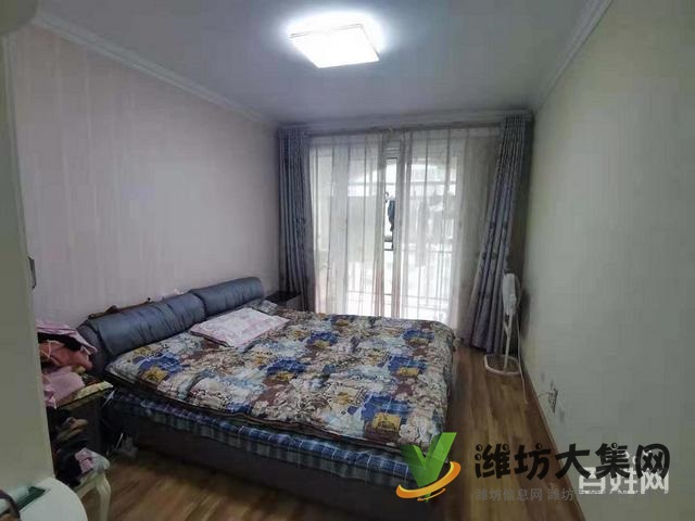 現代中學旁 中南城市金典11樓帶閣樓精裝修帶車位2