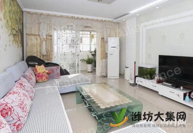 佳樂家高鐵新城近122平大三室 三樓客廳朝陽 精裝有證出稅