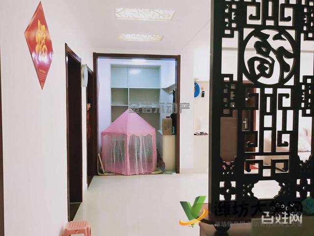 巴龍國際北區3室5樓136平 精裝修家具家電齊全拎包入住