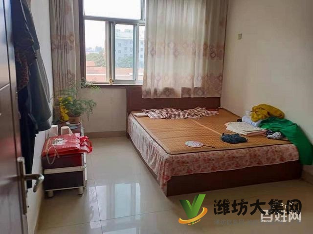 急售! 泉子巷自住房裝修精美交通便利 學(xué)區(qū)房