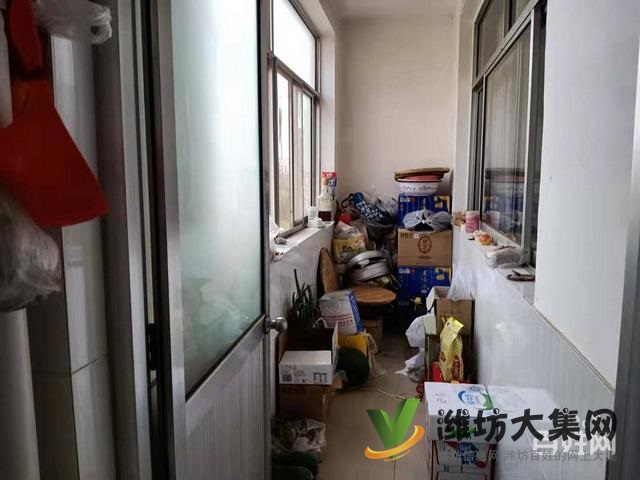 急售! 泉子巷自住房裝修精美交通便利 學(xué)區(qū)房