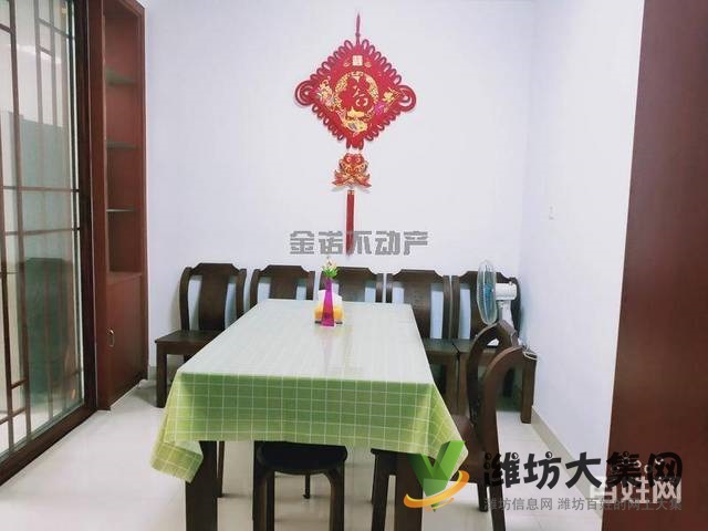 巴龍國際北區3室5樓136平 精裝修家具家電齊全拎包入住