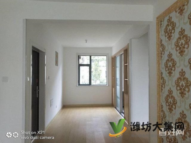 安丘一中學(xué)校緊鄰 尚水名邸一樓帶院 精裝拎包入住三