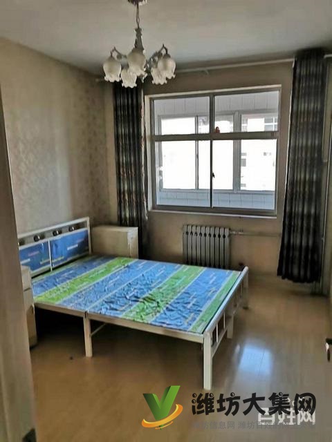 車(chē)站南青年路精裝3室 客廳朝陽(yáng) 干凈150平139