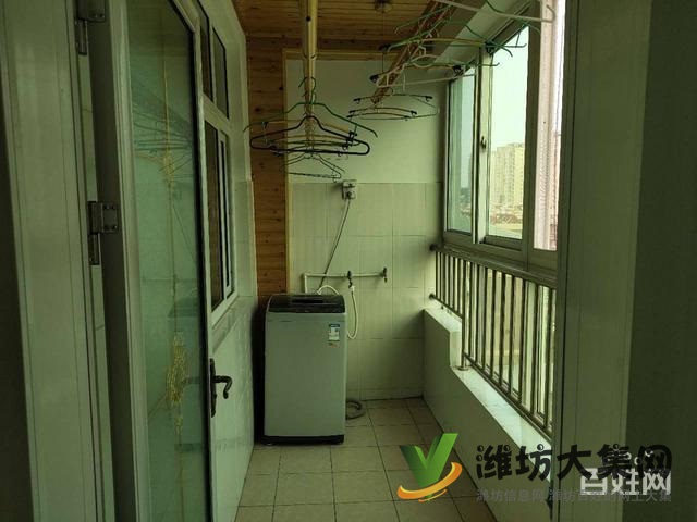 明德學(xué)校附近幸福里社區(qū)精裝2室?guī)考揖呒译姵鲎? border=