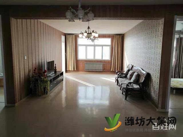 車(chē)站南青年路精裝3室 客廳朝陽(yáng) 干凈150平139