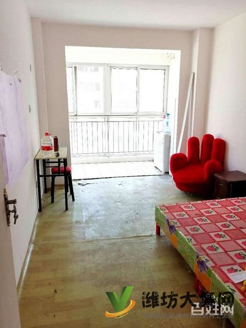 天地家園電梯房 3室部分家具 鑰匙在手隨時(shí)看房