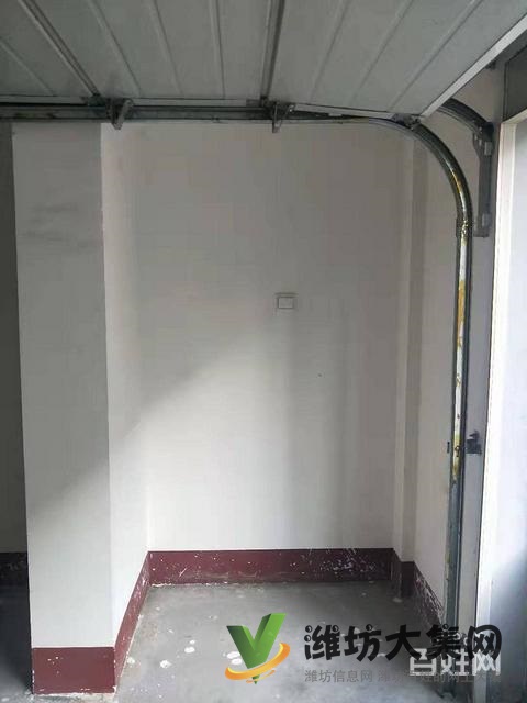 現(xiàn)有溫泉南區(qū)車庫出租 開門頭首選 價(jià)格面議