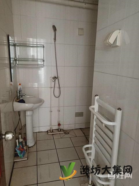 貴和苑碧水新城,兩室電梯房,低價出租