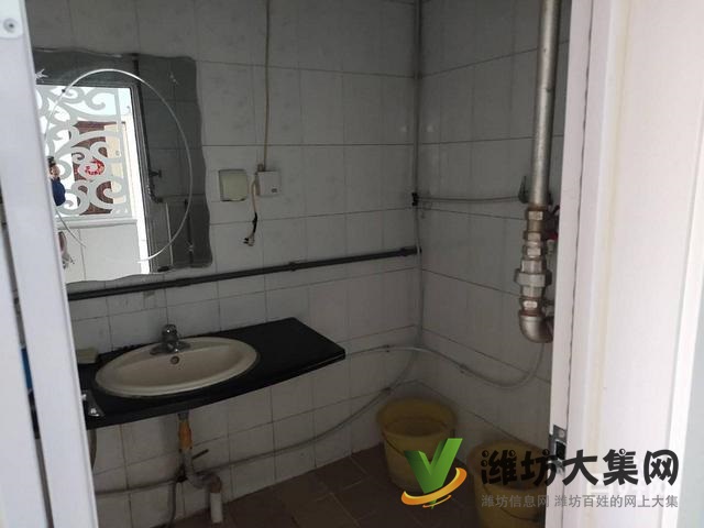 新佳樂(lè)家附近煙市街精裝房三室低.價(jià)出租拎包入住