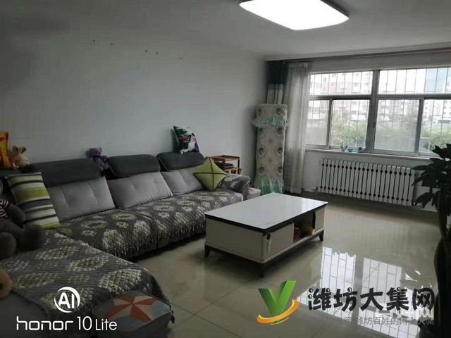 城市經(jīng)典 精裝修三室2廳 精裝修,拎包入住。