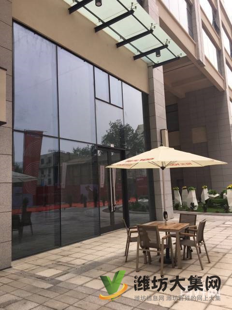 勝利街金鋪78平7.5米層高大開間 落地窗展示