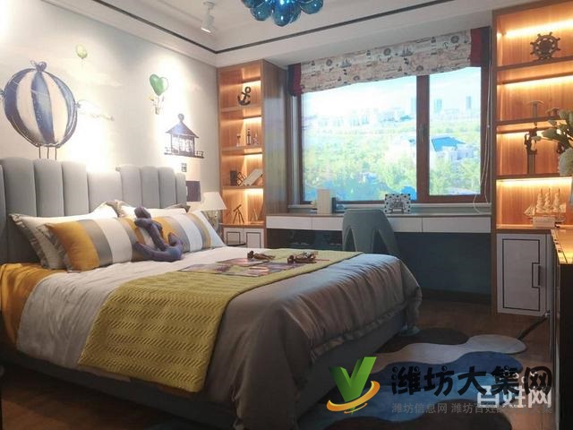 萬達近陽光假日白浪河畔 四層墅質洋房一樓帶院送負一