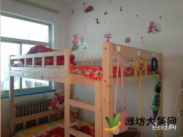 低樓層99平三室兩廳精裝 百匯市場近房主急售看房方便