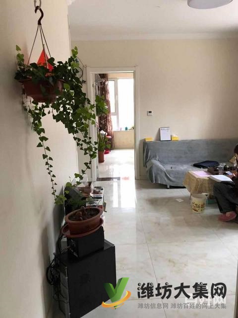 {快租免費尋址}濰城北宮街金碧廣場精裝美容店出租