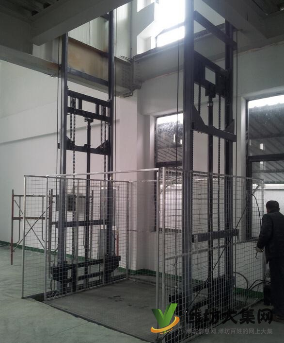 廠家直銷各種類型液壓升降平臺-濟南中鼎