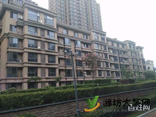 福樂(lè)多對(duì)面三友翡翠城精裝修三房?jī)蓮d家電家具齊全僅租12085