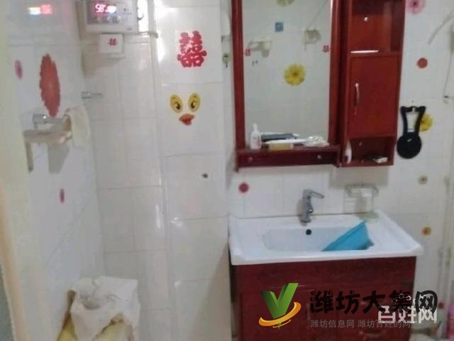 萬達近 3室1廳1衛(wèi)帶車位拎包入住