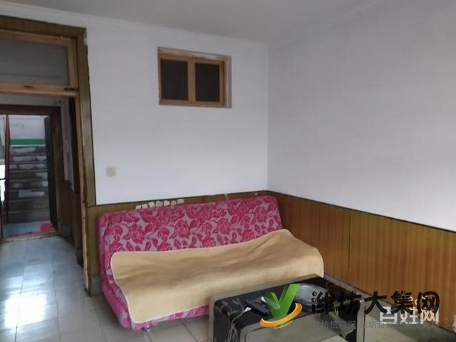 泰華萬達(dá)近葦灣小區(qū)經(jīng)典2室,家電家具齊全,拎包入住。