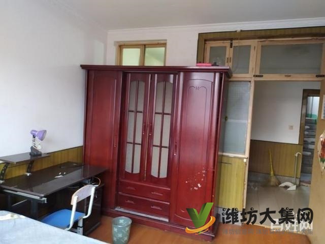 泰華萬達(dá)近葦灣小區(qū)經(jīng)典2室,家電家具齊全,拎包入住。