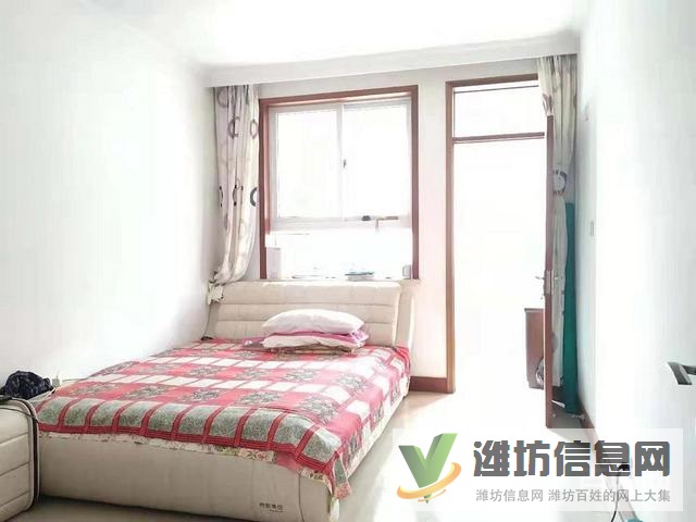 華實(shí)小區(qū) 多層2樓 精裝修 三室朝陽(yáng)無稅急售97萬(wàn)